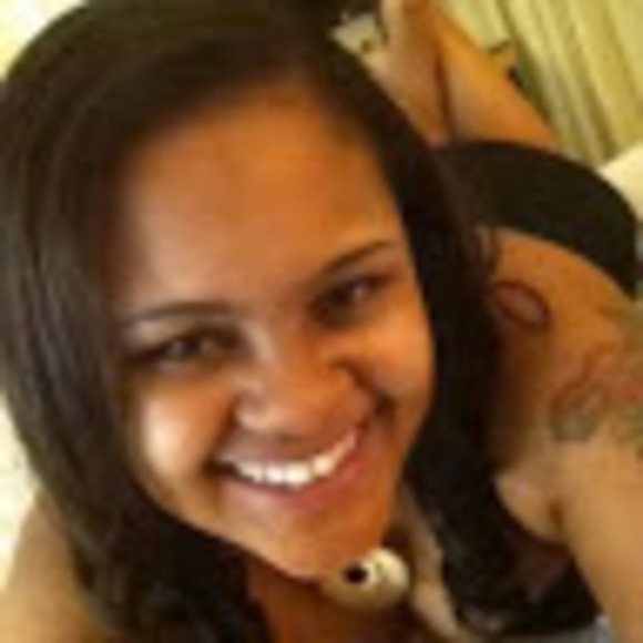 Meet your Posher, Robbyn - Picture 1 of 1